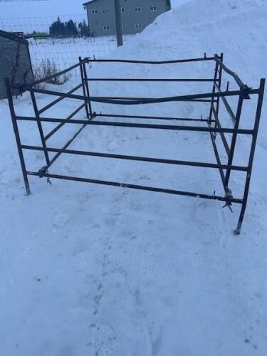 COLLAPSIBLE FEEDER